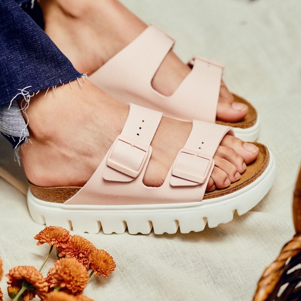 LIKE NEW BIRKENSTOCK Arizona Platform Sandals!